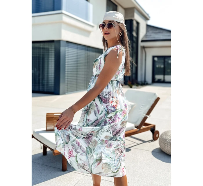 šaty bílé Dstreet model 21978307 - FashionStreet