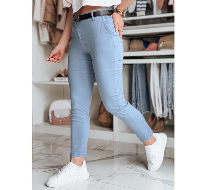 Dámské kalhoty slim fit s páskem modrá Dstreet model 21986476 - FashionStreet Dámské kalhoty slim fit s páskem modrá Dstreet model 21986476 - FashionStreet