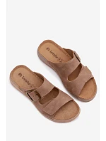 Dámské pantofle s přezkou a suchým zipem  světle hnědé model 22133536 - Inblu