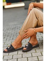 Dámské sandály s ozdobami model 21665115 černé - S.Barski