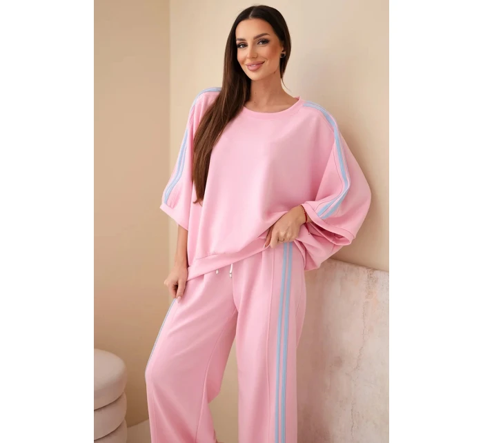 Dámsky viskózový maslový komplet so širokými nohavicami a voľnou blúzkou svetloružový