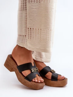 model 21665649 Kožené Elegantní Dámské Žabky S Zlatým Ozdobou Černé - Zazoo