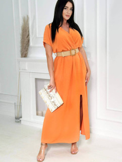 Dlhé šaty s ozdobným opaskom v oranžovej farbe
