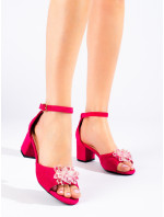 Krásne dámske ružové sandále na širokom podpätku