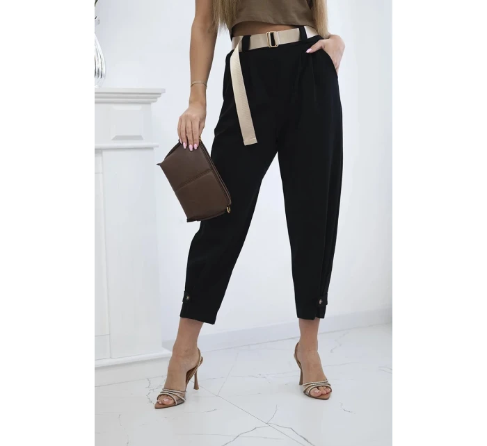 Letné nohavice Punto so zapínaním na nohaviciach čierne