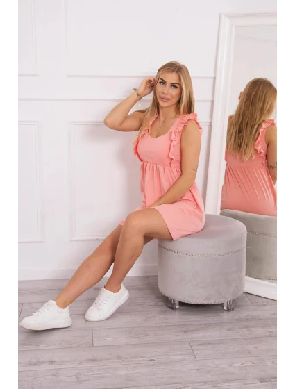 Šaty s volánky model 21770354 meruňkové - Kesi Šaty s volánky model 21770354 meruňkové - Kesi