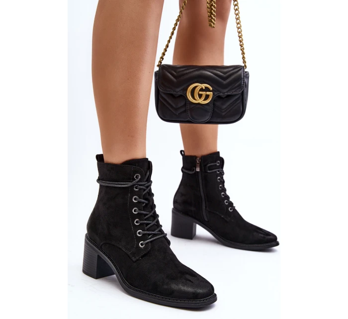 Dámské botky na nízkém podpatku se šněrováním černé model 21644862 - Boto Dámské botky na nízkém podpatku se šněrováním černé model 21644862 - Boto