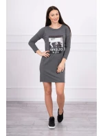 Rukoväť so šatami s grafitovou potlačou