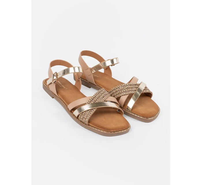 Praktické sandály dámské zlaté na plochém podpatku Praktické sandály dámské zlaté na plochém podpatku