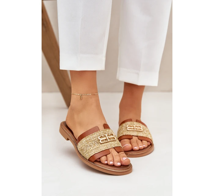 Kožené Pantofle S Dekorativním A Pletením Hnědé model 21684096 - Zazoo