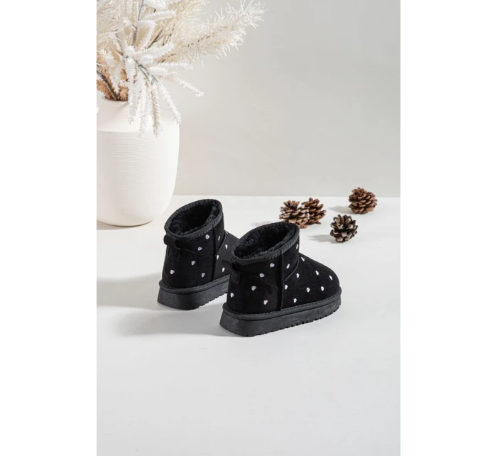 Detské snehové topánky so srdiečkami Gracina - čierne Detské snehové topánky so srdiečkami Gracina - čierne
