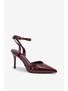 Lodičky s ihlovým podpätkom model 221926 Krok vo veľkom štýle