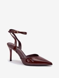 Lodičky s ihlovým podpätkom model 221926 Krok vo veľkom štýle