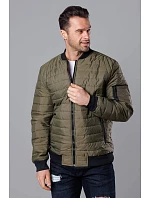 Prošívaná pánská bunda typu "bomber" v khaki barvě model 18344859 - J.STYLE Prošívaná pánská bunda typu "bomber" v khaki barvě model 18344859 - J.STYLE