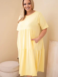Dámske bavlnené plus size šaty s krátkymi rukávmi a volánom žltej farby