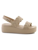 Sandály Brooklyn Woven Low Wedge W model 21021386 - Crocs Sandály Brooklyn Woven Low Wedge W model 21021386 - Crocs