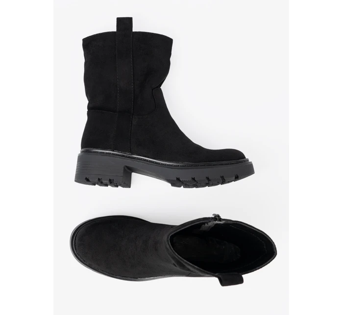 Pěkné černé  kotníčkové boty dámské na plochém podpatku