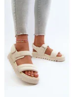 Sandále model 198790 Krok vo veľkom štýle Sandále model 198790 Krok vo veľkom štýle