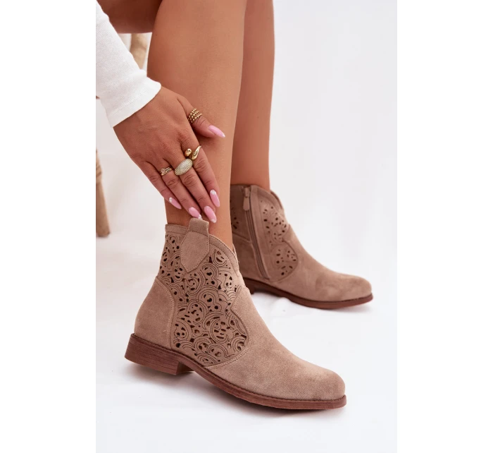 Dámské perforované kotníkové boty na nízkém podpatku model 21961093 Béžové - S.Barski