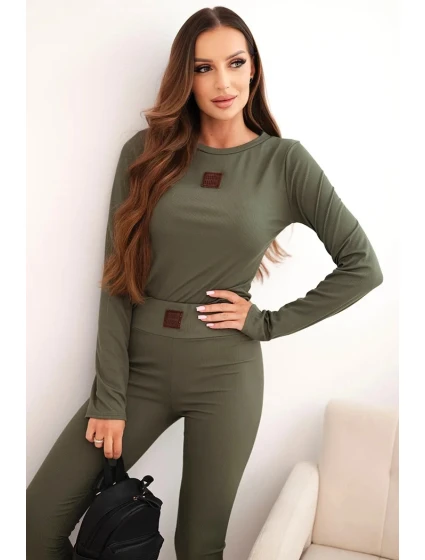 Dámská souprava z bavlny s dlouhým rukávem a legínami khaki Dámská souprava z bavlny s dlouhým rukávem a legínami khaki