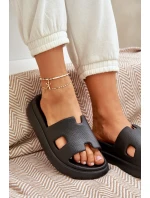 Piankowe Klapki Z Wycięciami Czarne Neladith Piankowe Klapki Z Wycięciami Czarne Neladith