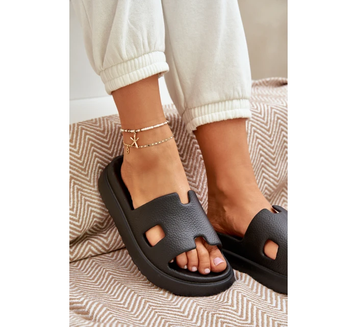 Piankowe Klapki Z Wycięciami Czarne Neladith Piankowe Klapki Z Wycięciami Czarne Neladith