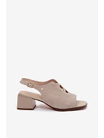 Sandály z přírodního semiše na podpatku Maciejka K7521-22 světle béžové