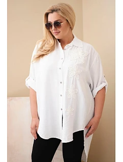 Dámska košeľa v nadmernej veľkosti z viskózy s kvetinovou výšivkou biela