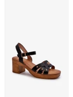 Dámske sandále na vysokom podpätku z ekokože, čierne Assames