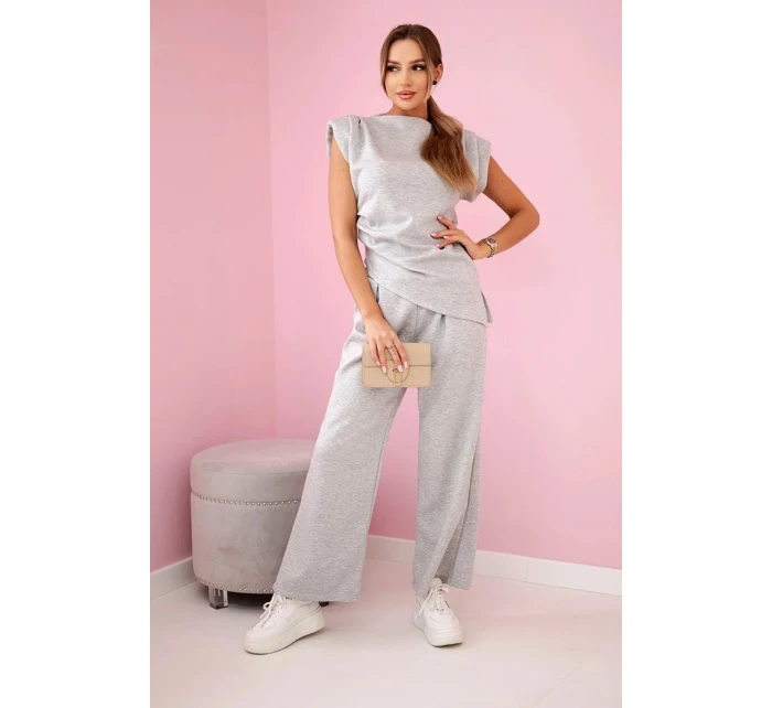 Asymetrická blúzka + nohavice sivá Asymetrická blúzka + nohavice sivá