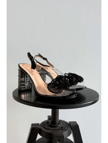 Sandály na podpatku s krystaly D&A MR52-237 Černé