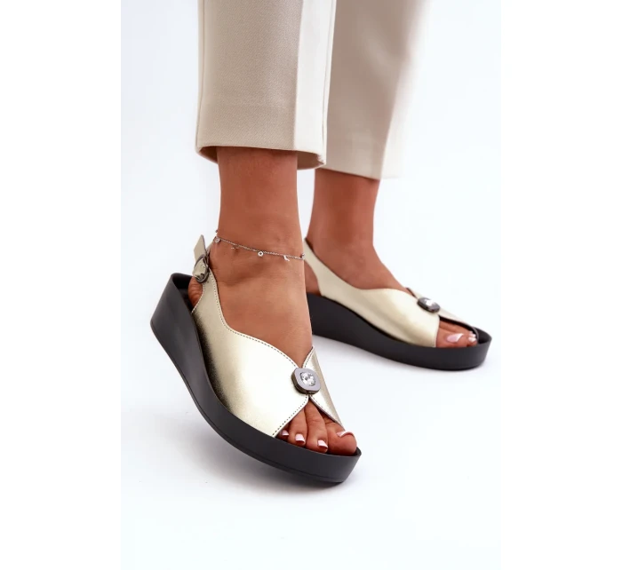 Dámske kožené sandále na klinoch a platforme S.Barski Gold Dámske kožené sandále na klinoch a platforme S.Barski Gold