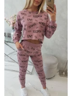 Sada s nápismi tmavo ružová