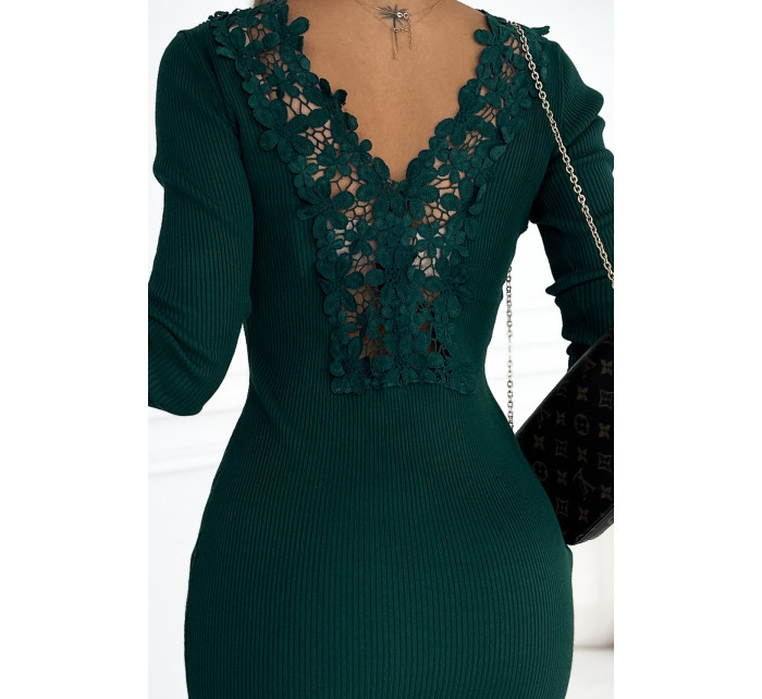 Zelené pohodlné dámske svetrové šaty s čipkou na chrbte 532-3