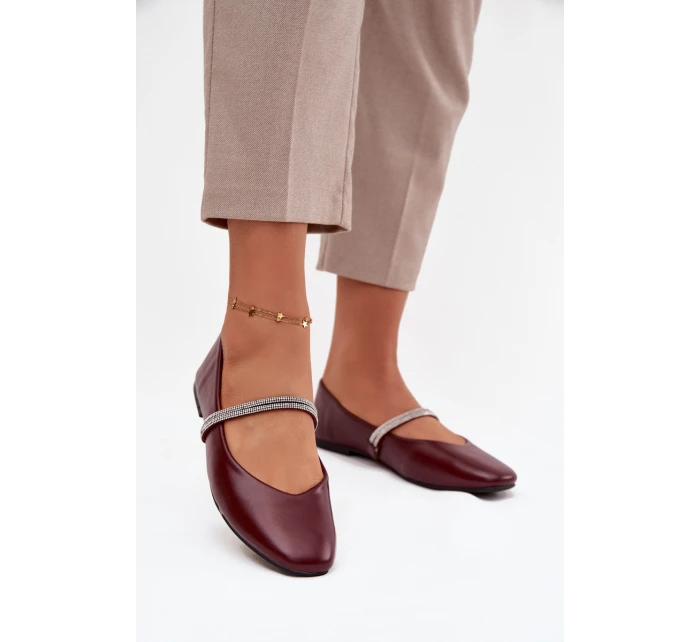 Dámské baleríny s lesklými pásky Bordó Ilirene Dámské baleríny s lesklými pásky Bordó Ilirene