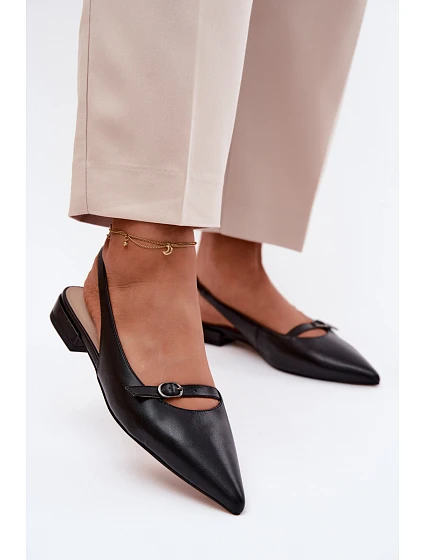 Kožené sandály na nízkém podpatku model 22123100 Černé - Maciejka