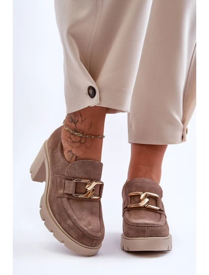 Elegantní boty se zlatým zdobením béžová model 21582805 - Boto