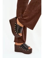 Dámské pantofle na platformě s cvočky černé Mareline