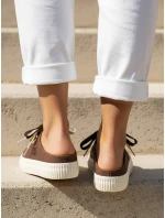 Dámske tenisky na platforme s ozdobnými korálkami cappuccino ZY1409