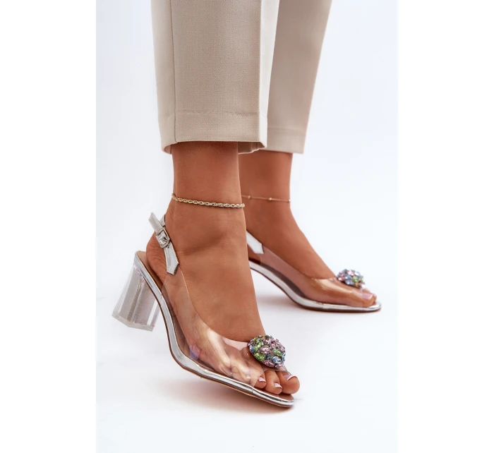 Průhledné sandály na podpatku s ozdobou stříbrné D&A model 21655900 - S.Barski Průhledné sandály na podpatku s ozdobou stříbrné D&A model 21655900 - S.Barski