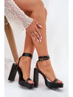 Dámské Sandály Na Podpatku S Páskem Černé model 21696037 - Boto