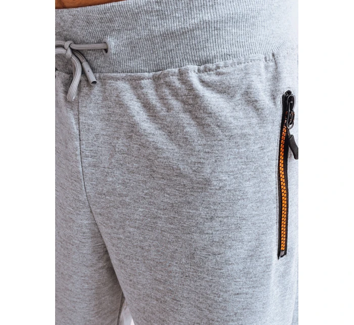 Pánské světle šedé teplákové kraťasy Dstreet model 21968973 - FashionStreet
