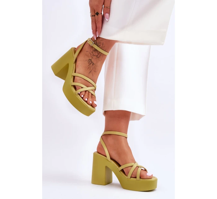 Módní sandály na vysokém podpatku s pásky model 21620468 - Boto