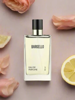 Parfém pre ženy 151 s kvetinovou vôňou pižma a jazmínu 50 ml fialový