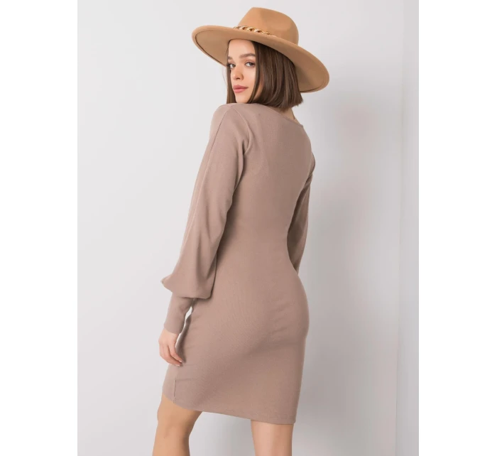 Šaty RV SK model 14974327 tmavě lila - FPrice Šaty RV SK model 14974327 tmavě lila - FPrice