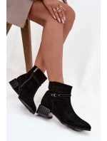 Dámské kozačky z přírodního semiše na klínu zateplené model 21715520 Černé - D&A