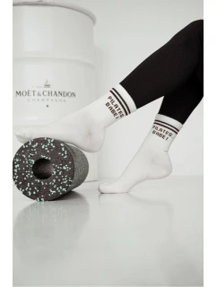 Dámské ponožky s hnědým nápisem PILATES BABE Ecru