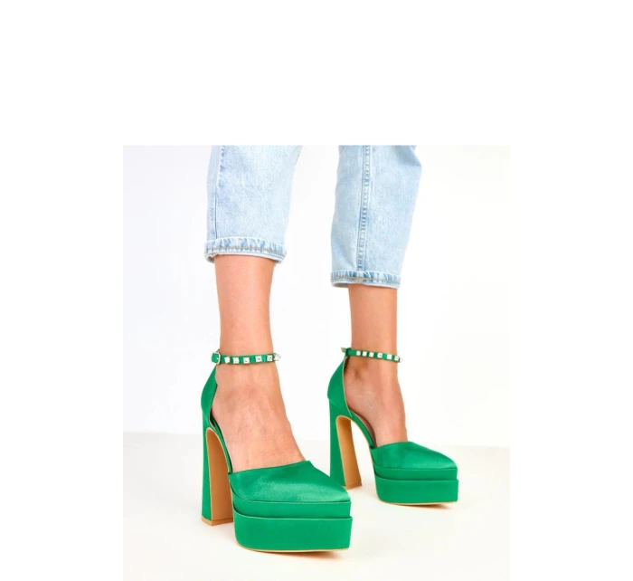 Lodičky na podpätku model 217939 Solea