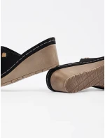 Originálne dámske čierne ponožky na klinoch