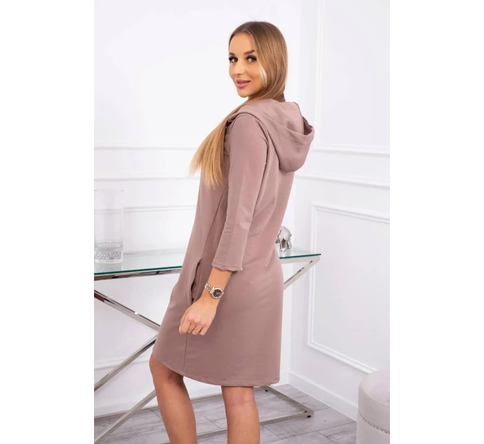 Šaty s kapucňou a vreckami mocca